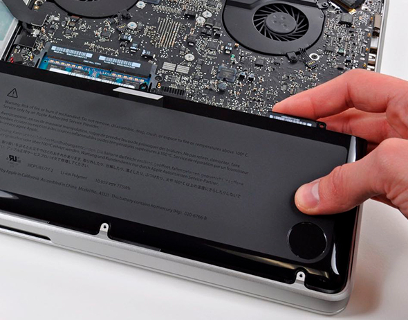 Macbook не заряжается после воды?